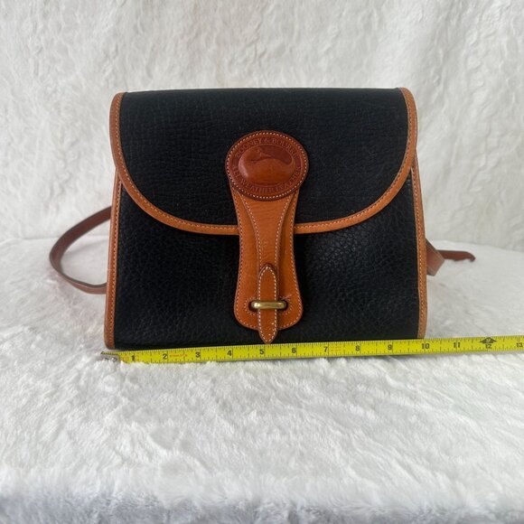 Vintage Dooney & Bourke All-Weather Leather Crossbody Bag Classic - Picture 12 of 14